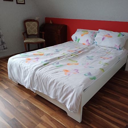 B&B Koeln Zuendorf المظهر الخارجي الصورة